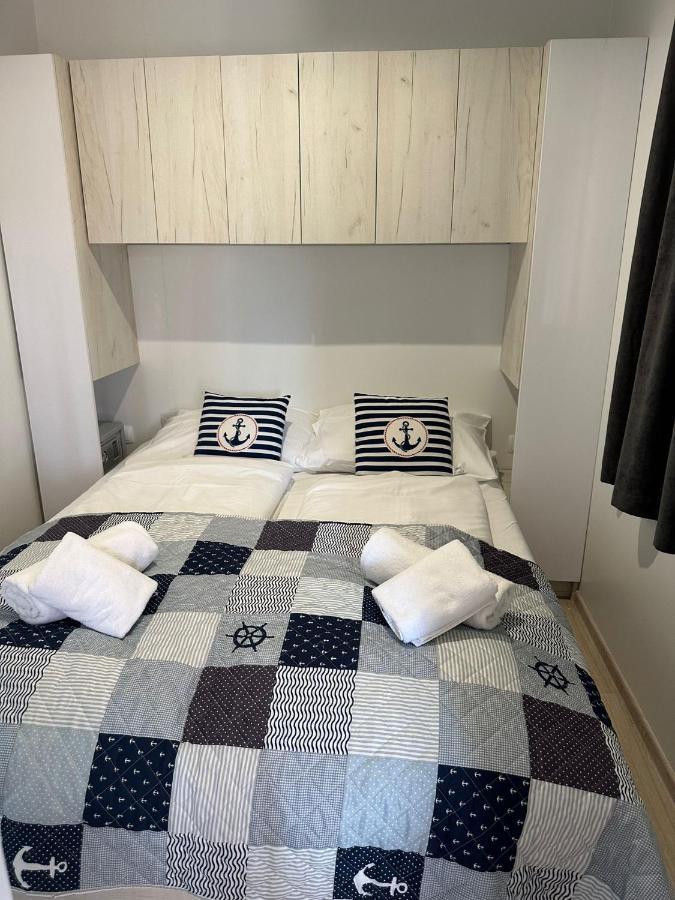 Ahoi Hause 10 Villa Drage Luaran gambar